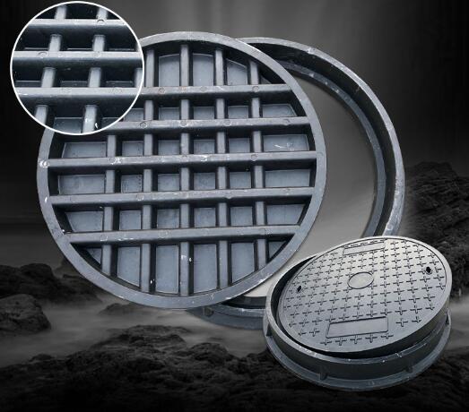 Little Snake and manhole cover