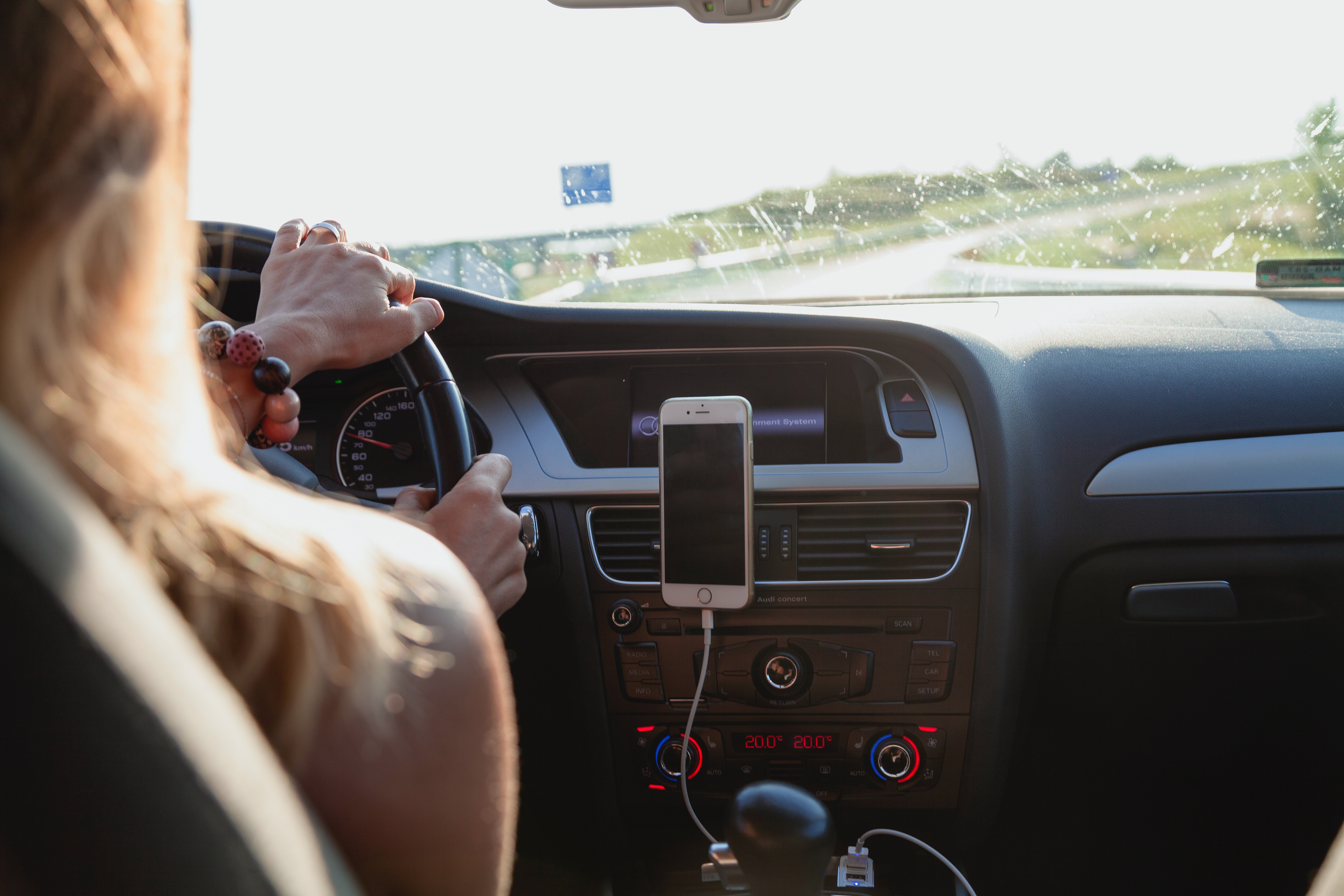 Automatic and Manual driving lessons in Canberra