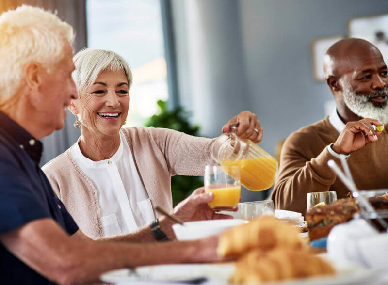 4 Benefits of Moving into Independent Living in Clinton Township, MI