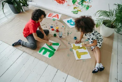 Nanny Services in Los Angeles: Finding the Right Caregiver for Your Family