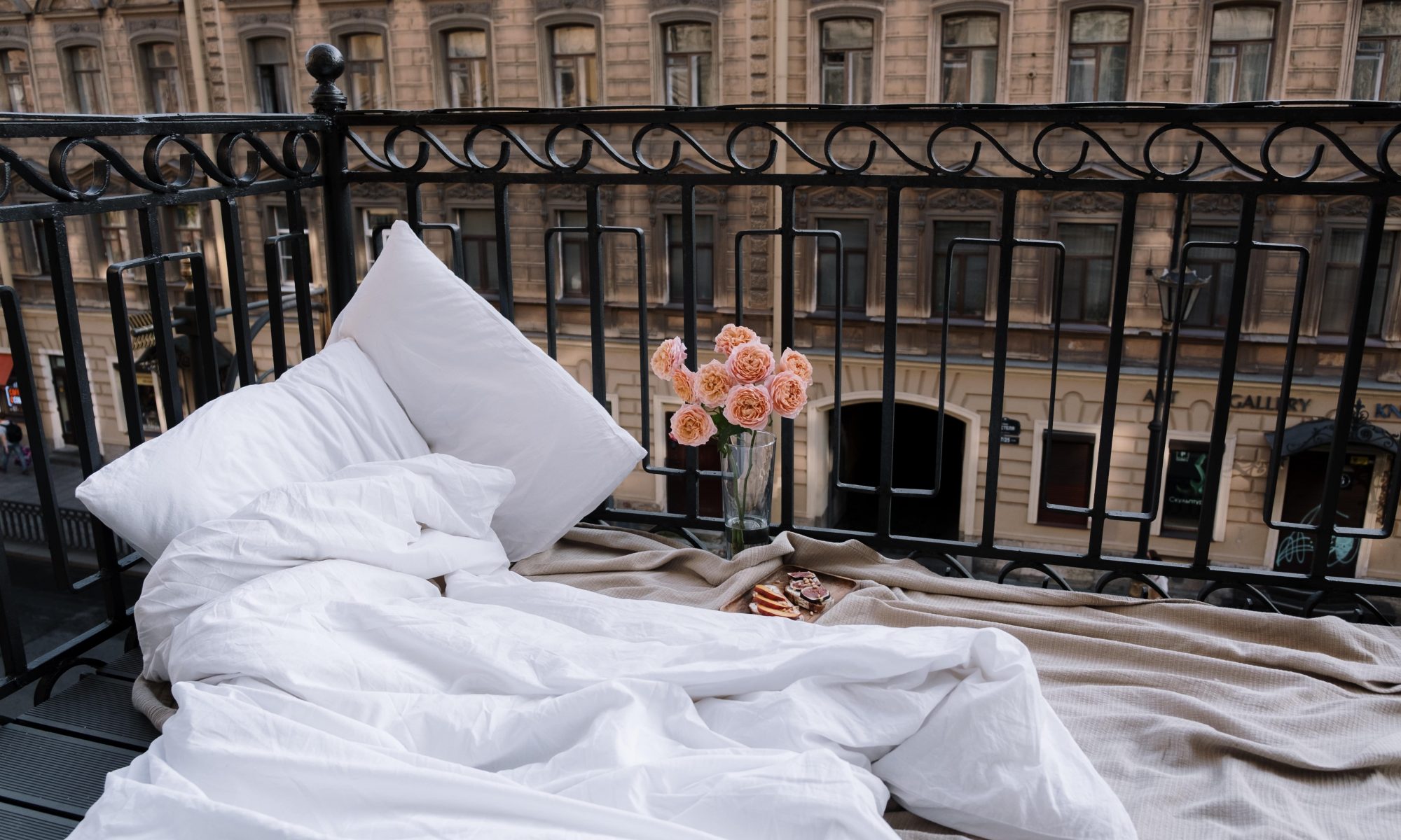 10 Amazing Balcony Decoration To Make Your Place Heavenly