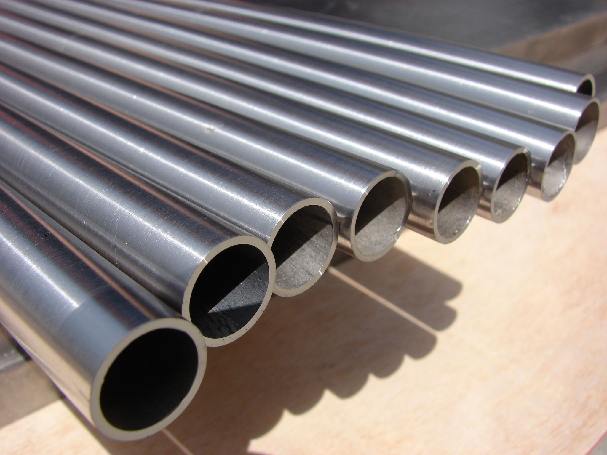 Overview theTypes of Alloy Steel Pipes