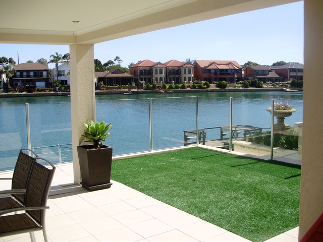 ADELAIDE GLASS POOL FENCING