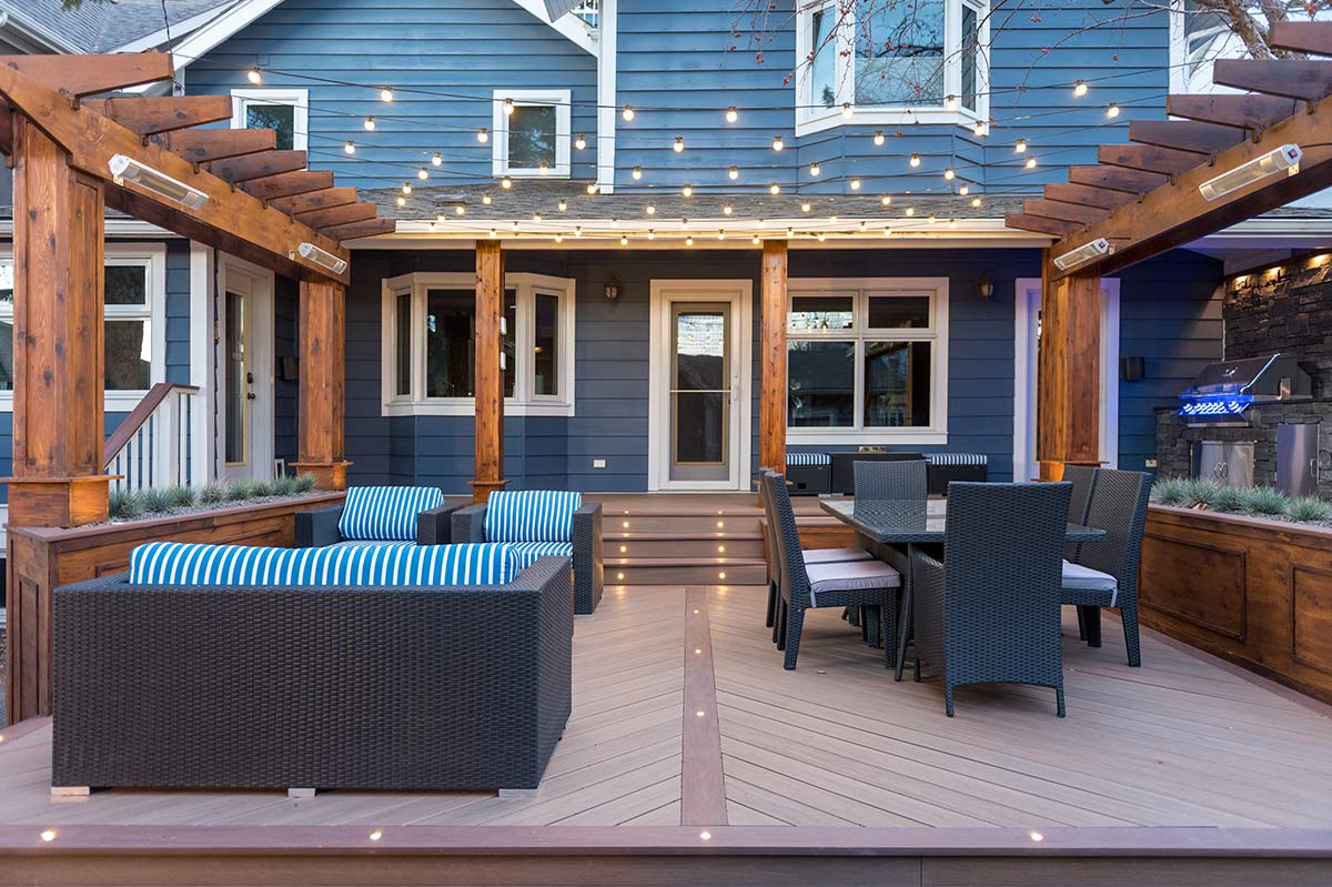 Building High Quality Deck In Calgary