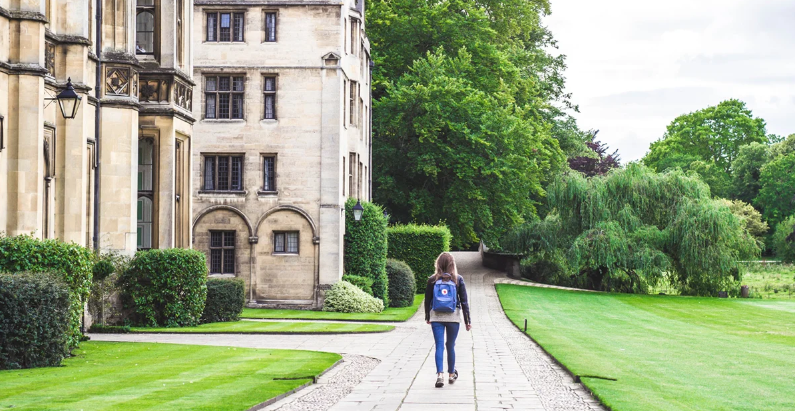 8 Tips to Make Transitioning to University Life Easier