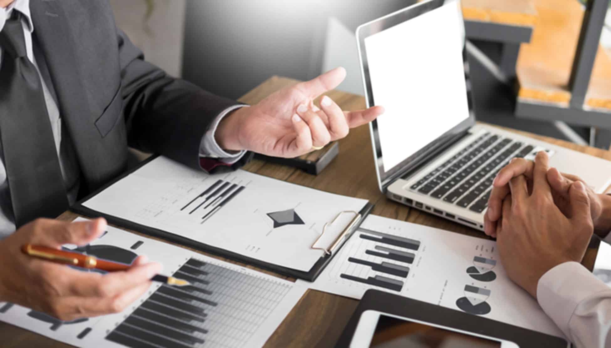 Reasons to Outsource Your Accounting Operations | Hammer Jack
