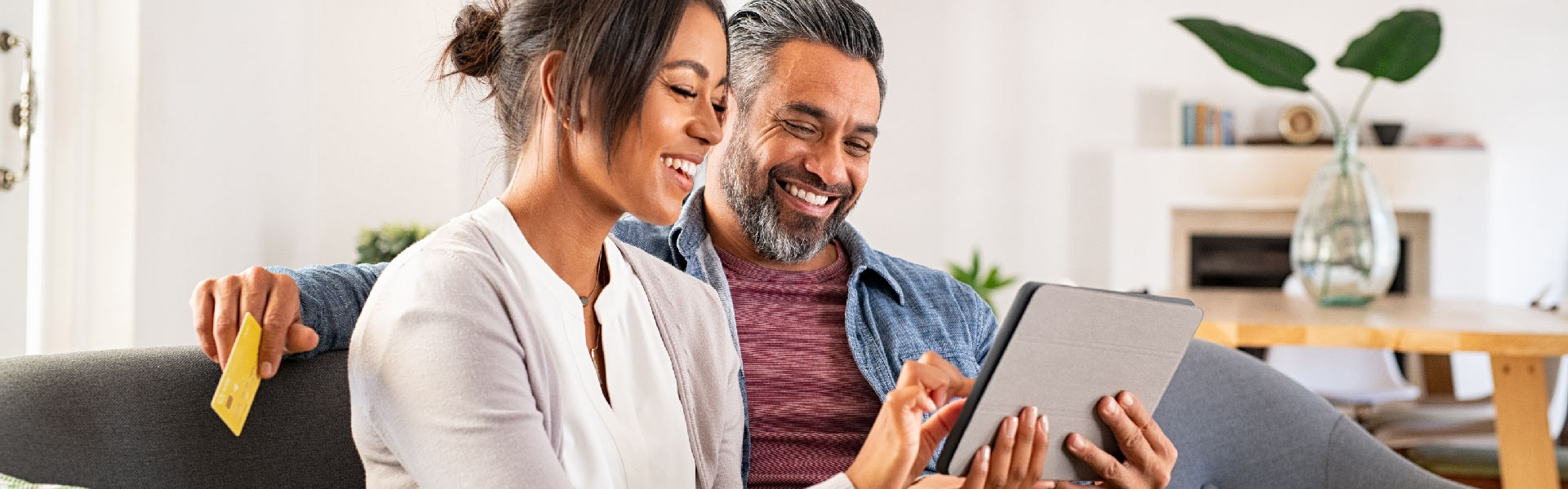 How eSignatures Fuel the Paperless Revolution in Retail