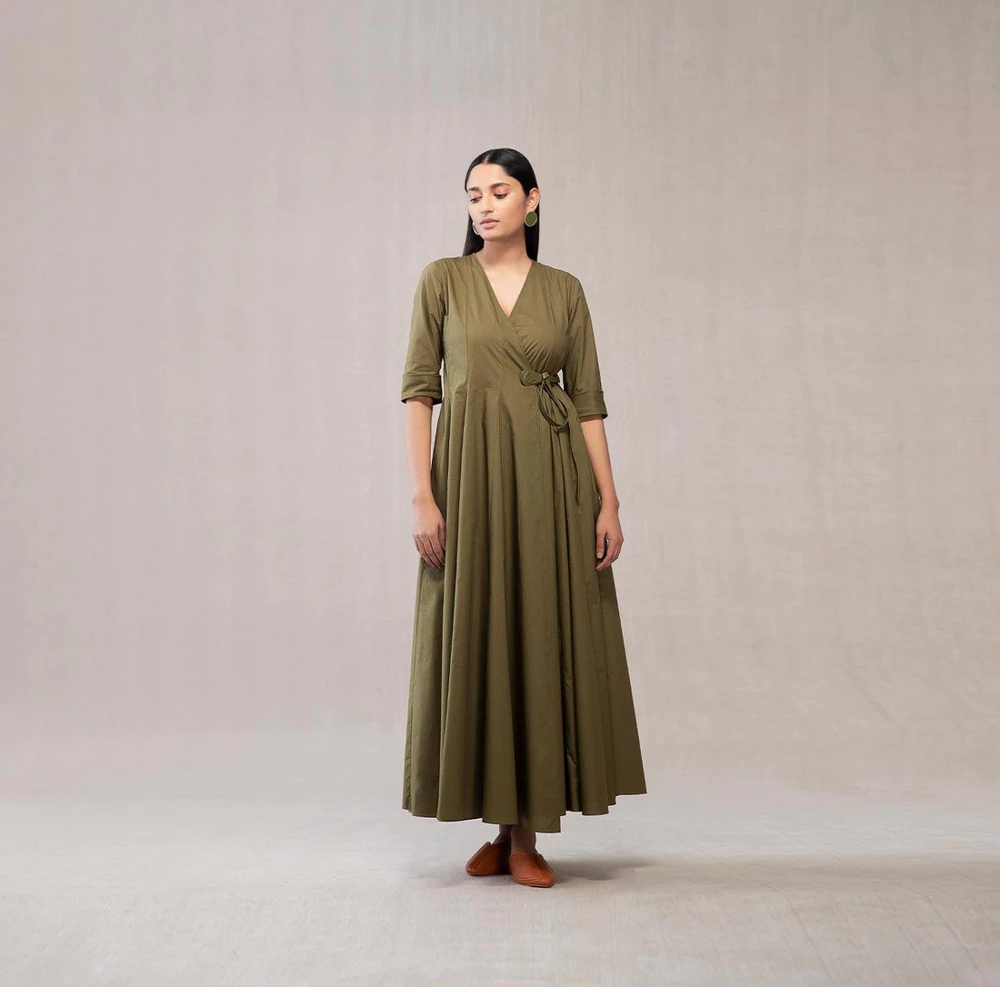 Uniqueness and Charm With Designer Anarkali Dresses For Women