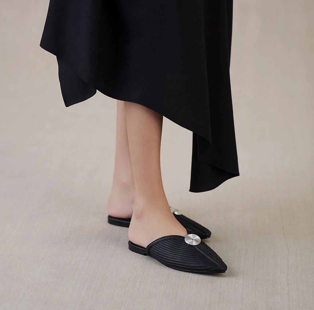Buy Designer Ethnic Footwear & Shoes For Women Online in India - AMPM