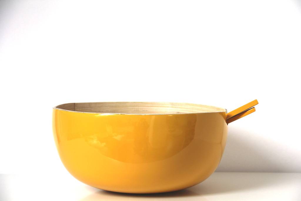 Bamboo salad bowl