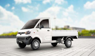Small Commercial Vehicles In India With Excellent Features 