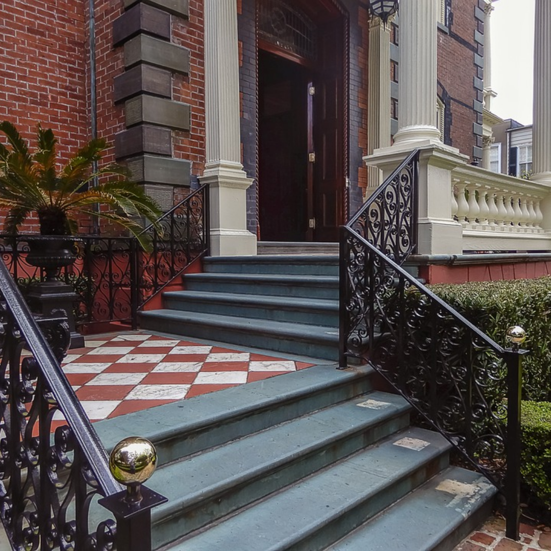 6 Benefits Of Wrought Iron Fencing For Your Home