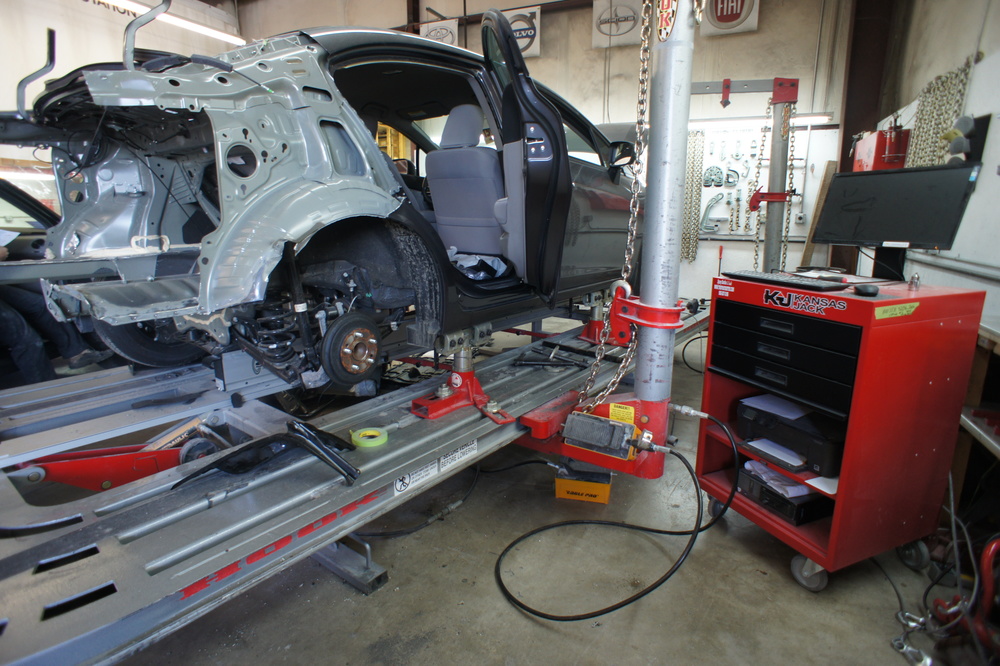 Why Should You Get Your Car Painted By A Panel Beater?