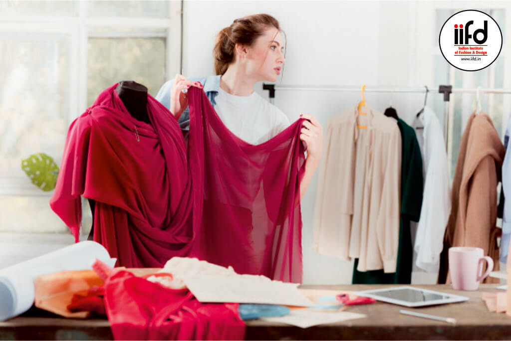 Tips for Those Interested in Fashion Design Careers