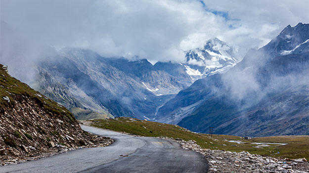 Bus Ticket Booking Service in Himachal
