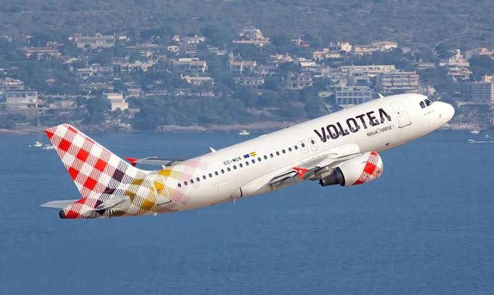 ¿Cómo ponerme en contacto con Volotea Airlines?