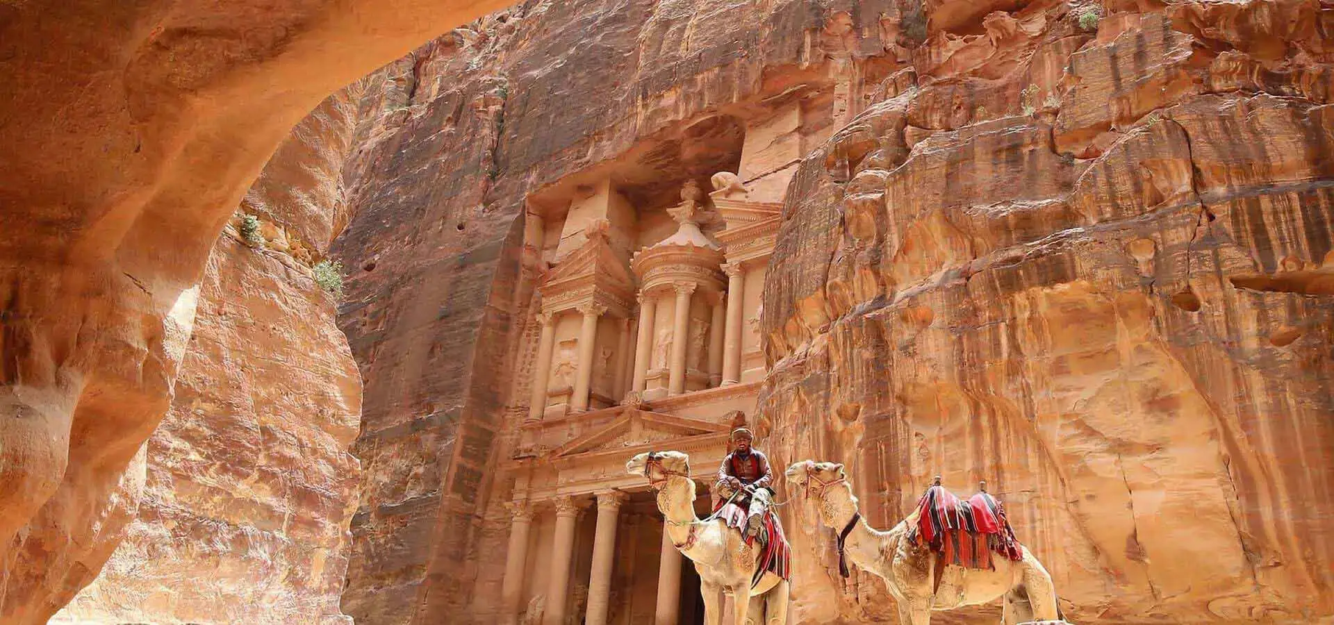 Explore Jordan in Depth with Expertly Crafted Travel Experiences