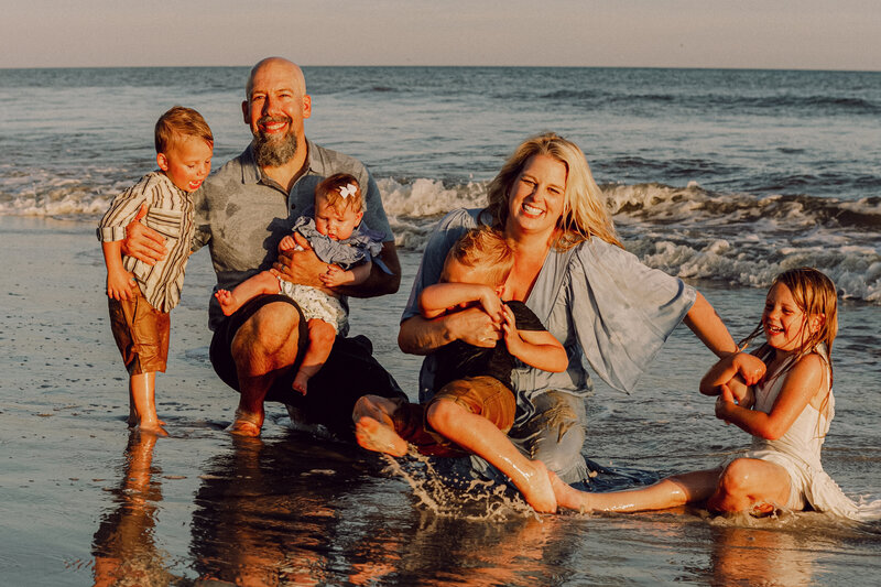 Benefits Of Hiring A Professional Family Photographer