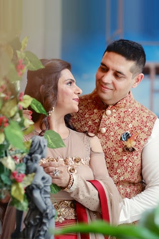 Hey are You Looking for pre wedding photographers in Delhi.