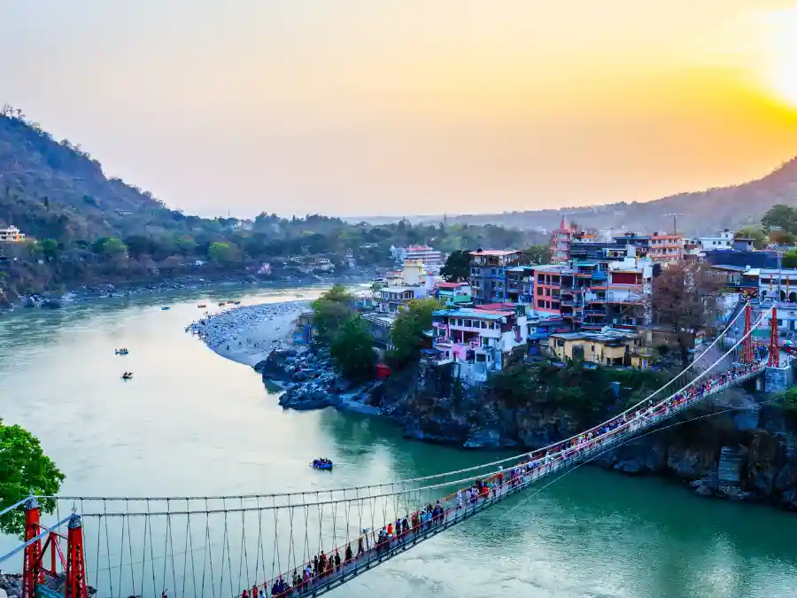 16 Kms Shivpuri Rafting in Rishikesh – Stay at the Best Riverside Resort!