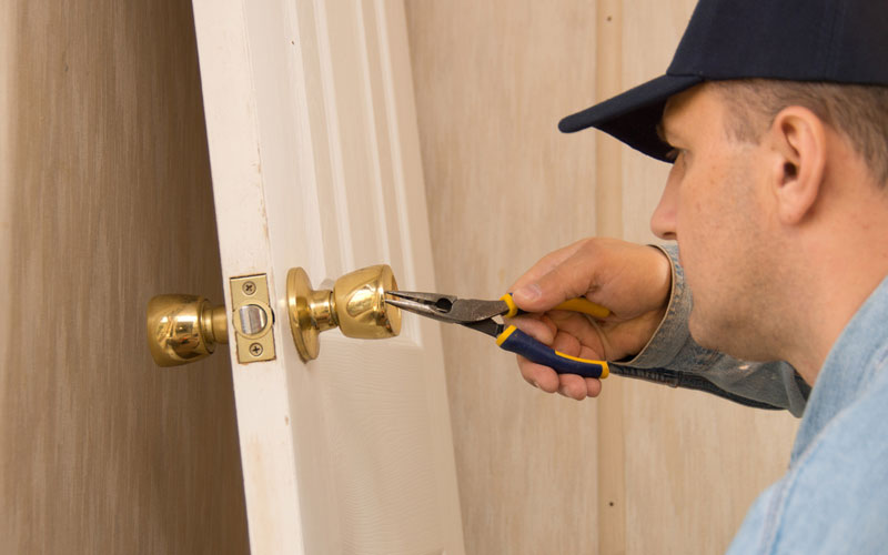 Tips for Choosing the Best Residential Locksmith London