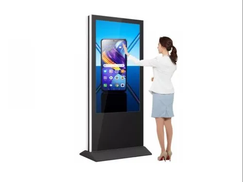 Interactive Kiosks in 2024: Touching the Future with AI and Personalization