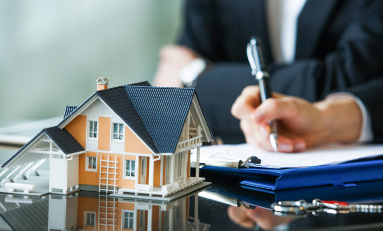 How to Become a Licensed Mortgage Broker?