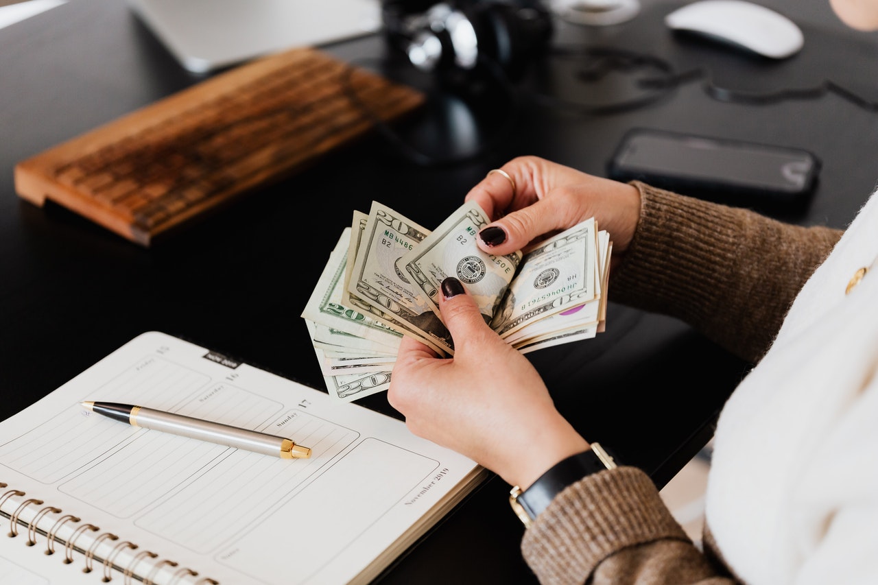 What's the Difference Between a Business Plan, a Forecast and a Budget?
