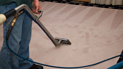 10 Carpet-Cleaning Secrets From the Pros