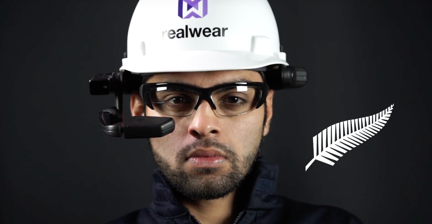 5 Key Considerations When Selecting an Industrial Wearable Device Solution