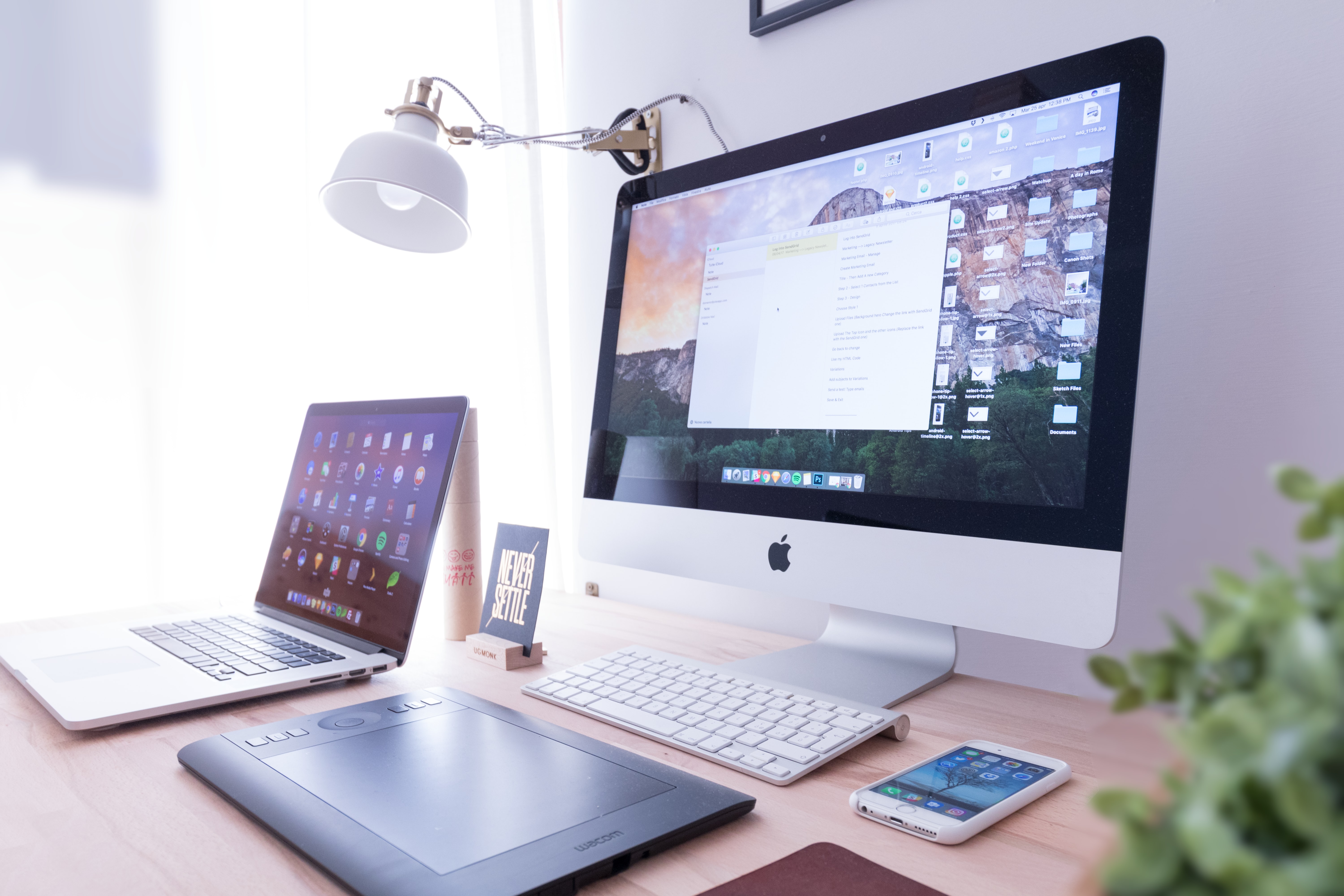 6 Expert Tips on Leveraging the Right Tech for Ecommerce Success in 2022