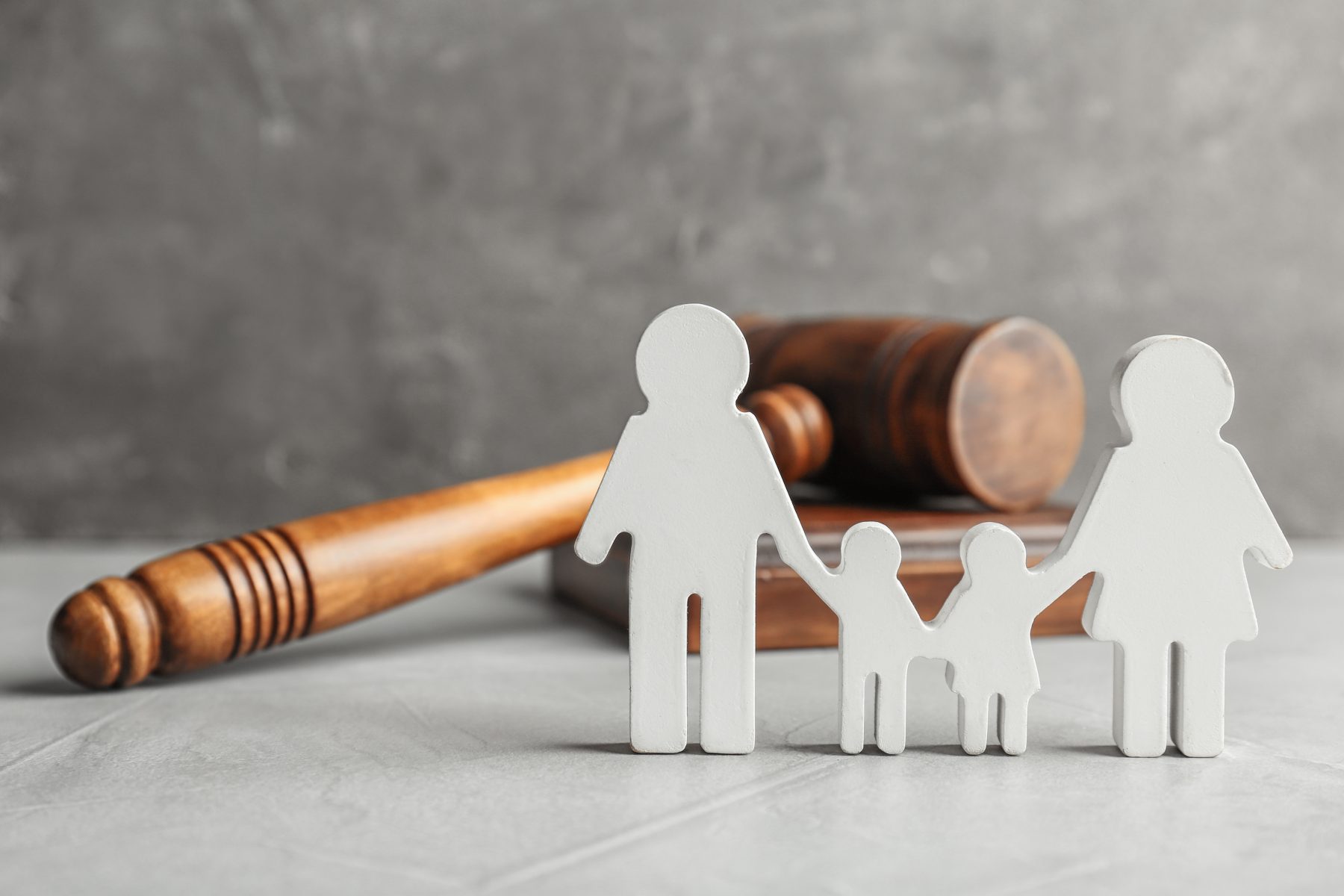 What Are Major Factors to Hire a Family Lawyer During an Adoption?