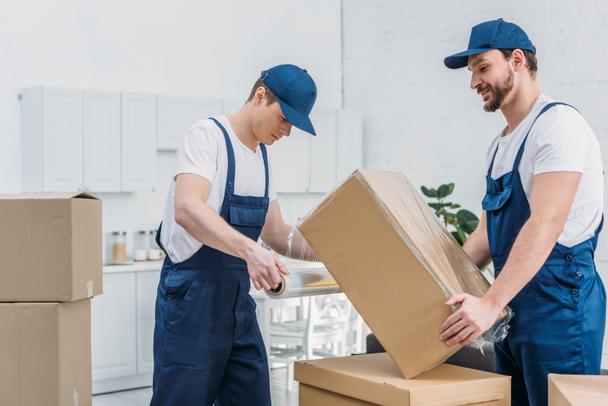 Moving and packing in Dubai