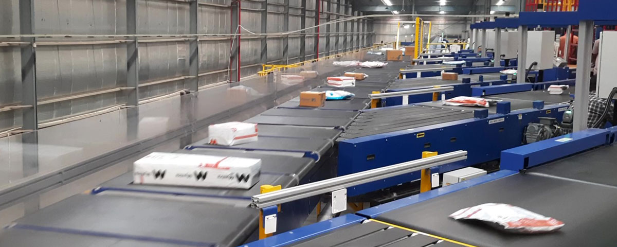 Streamlining Operations with Warehouse Conveyor Systems