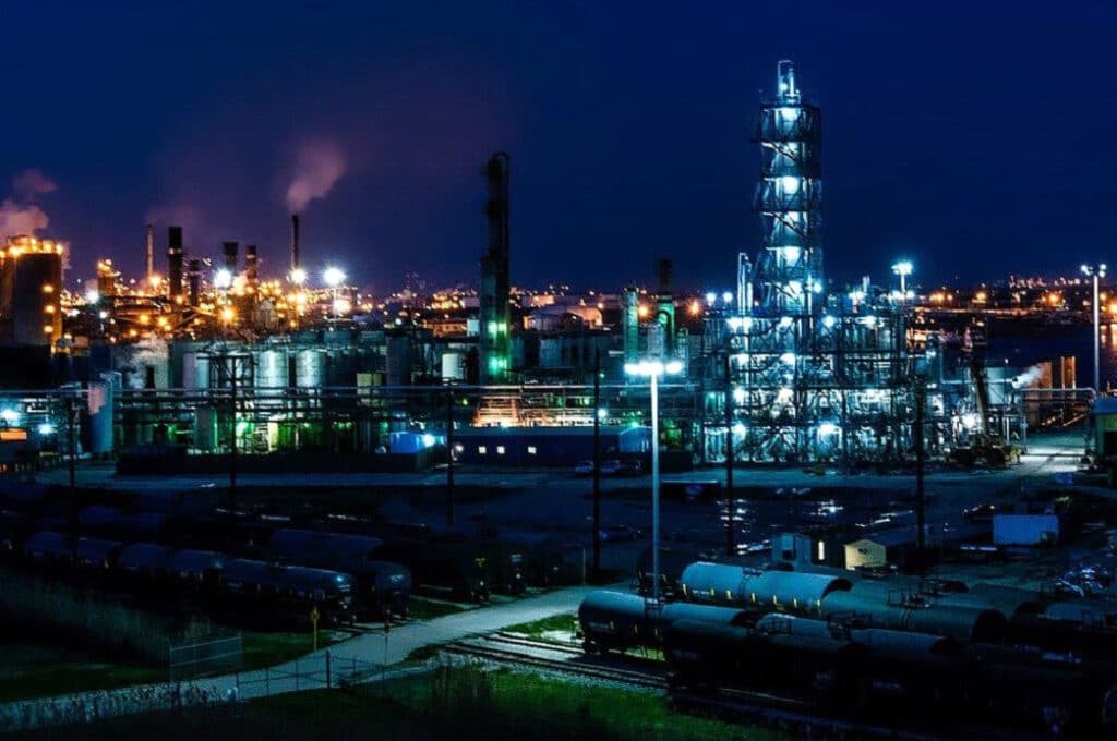 Why Intrinsically Safe Lighting Is Safer Than Explosion Proof