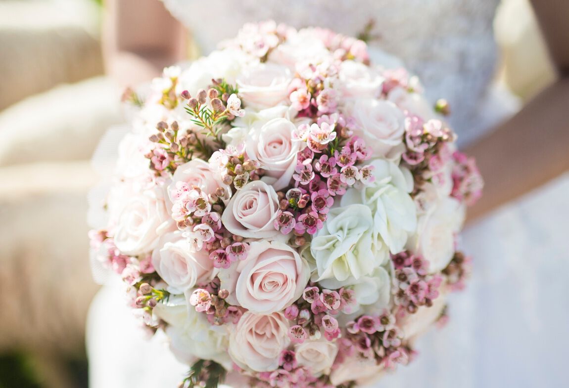 Buy Flowers for Wedding Online via Clovis Floral and Cafe