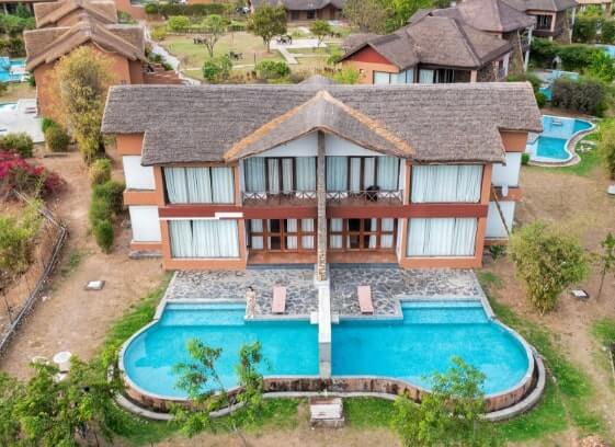 TOP 3 EXOTIC LUXURY RESORTS IN HOSHIARPUR