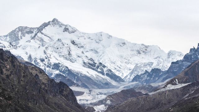 How difficult is the Goechala trek?