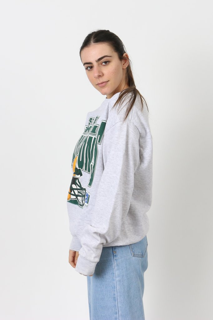 Vintage Clothing's Advantages and Disadvantages