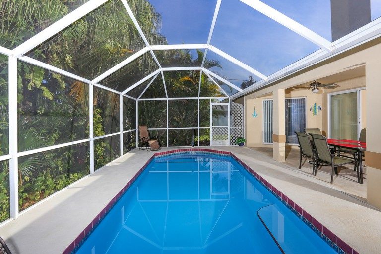 Flexible, comfortable, and affordable: The rise of weekly rentals