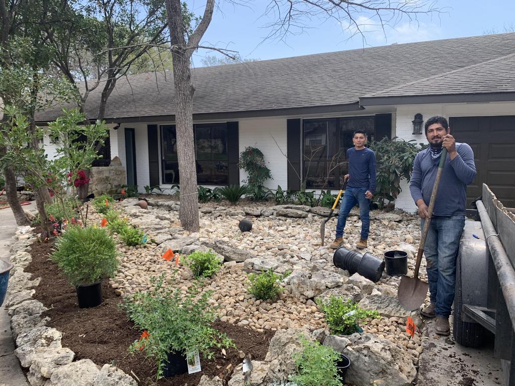 What Must You Do To Hire A Landscape Contractor?
