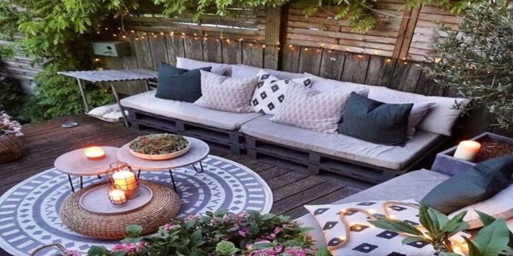 Easy Small Backyard Ideas on a Budget
