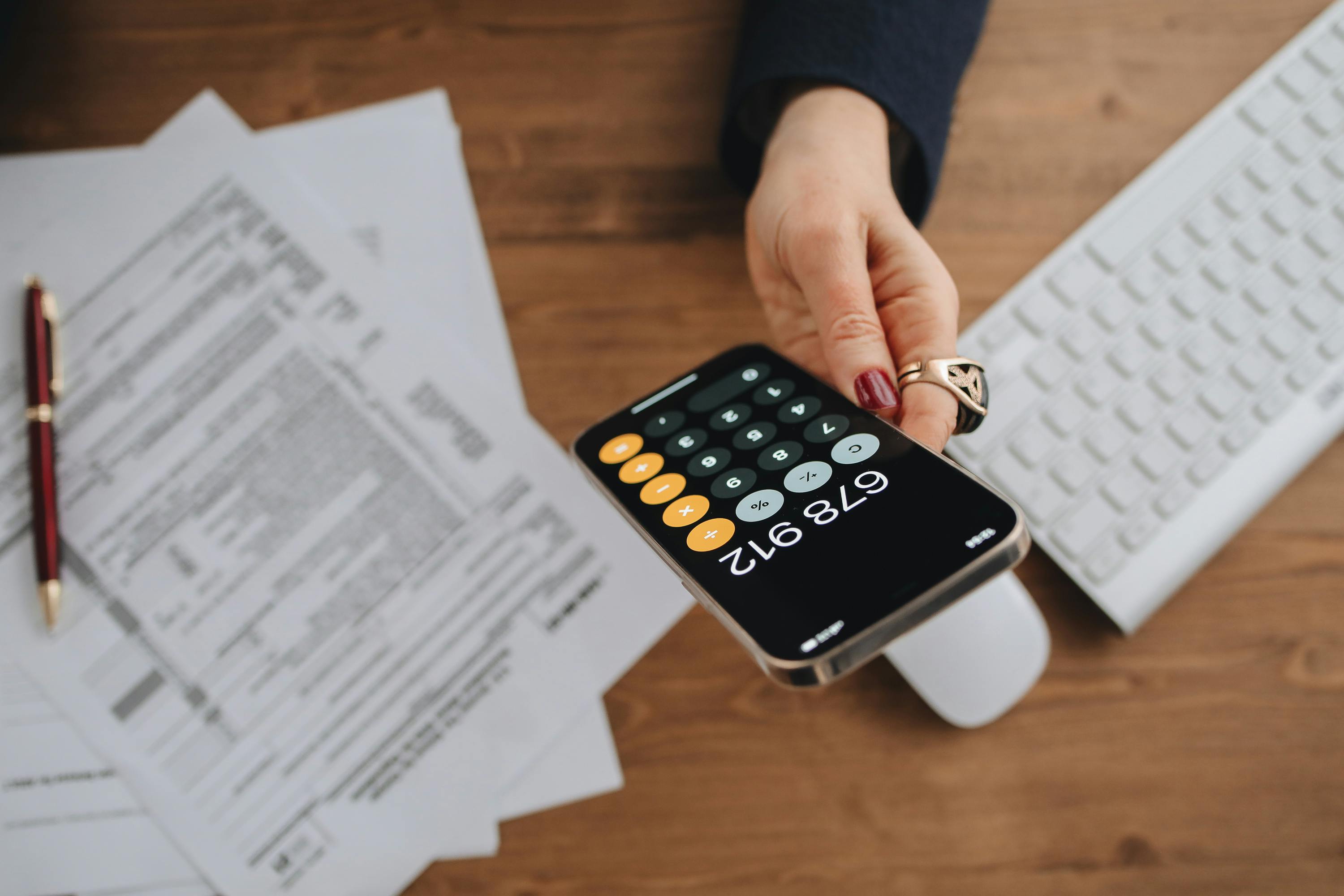 TikTok Shop Holiday Sales: 7 Tax Obligations You Need to Address in December 2025