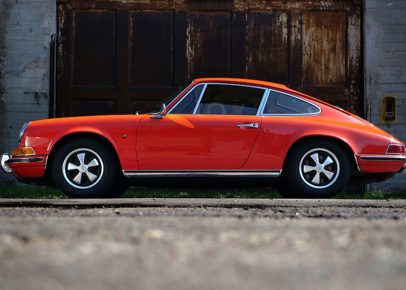 How To Protect a Car That Sits Outside: 10 Useful Tips