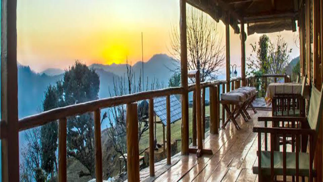 Auramah Valley – Your Heaven In The Lap Of Mountains.