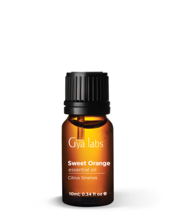 NUTMEG ESSENTIAL OIL