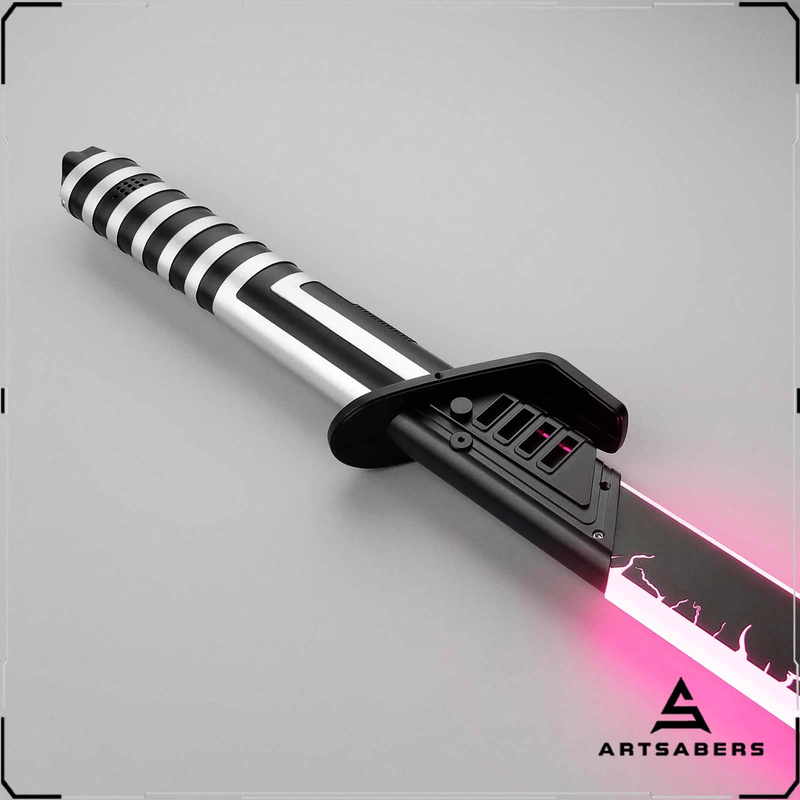 What are The Advance Features of Mandalorian Dark Saber fx?