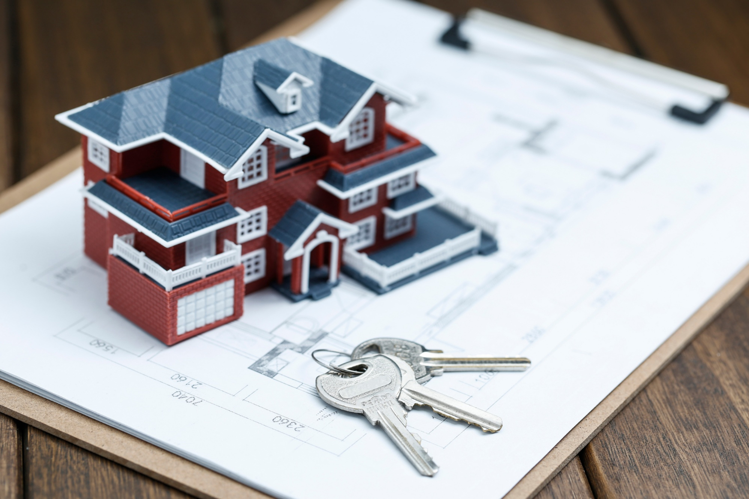 Get the Best Real Estate Agents Email List From AvericKmedia