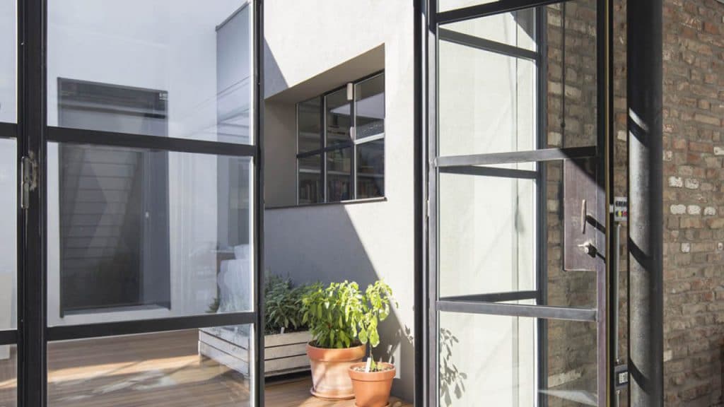 3 Benefits of Steel Doors in Industrial & Commercial Use