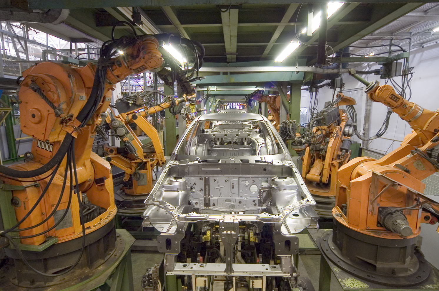 Automotive Robotics Industry is Expected to Surpass USD 16 Billion by 2024